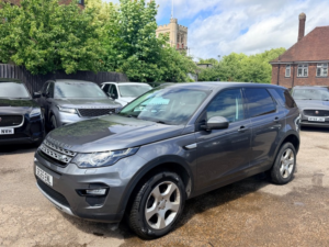 2015 Land Rover Discovery Sport Td4 Hse in Grey — image 4