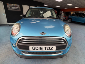 2015 MINI Hatch 1.2 One Euro 6 (s/s) 5dr in Blue — image 4