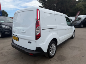 2022 Ford Transit Connect Connect 1.5 250 Limited L2 — image 5