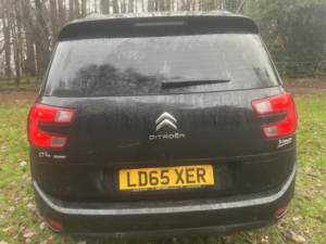 2015 Citroen Grand C4 Picasso 2.0 Bluehdi Exclusive in Black — image 6