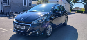 2018 Peugeot 208 1.2 Puretech Signature in Blue — image 5