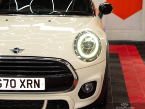 2020 MINI Hatch 1.5 Cooper Sport Euro 6 (s/s) 3dr in White — image 5