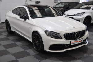 2021 Mercedes-Benz C Class 4.0 C63 V8 Biturbo Amg S Night Edition Prem Plus (premium Plus) Spds Mct Euro 6 (s/s) 2dr in White — image 3