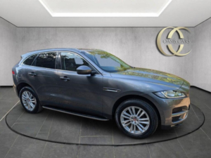 2018 Jaguar F-Pace 2.0 D180 Portfolio Auto AWD Euro 6 (s/s) 5dr in Grey — image 6