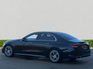 2024 Mercedes-Benz E-Class 2.0 E300e 25.4kwh Amg Line (advanced) Saloon 4dr Petrol Plug-In Hybrid G-Tronic Euro 6 (s/s) (313 Ps) in Black — image 5