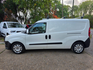 2015 Fiat Doblo 1.6 Jtd Multijet 16v Sx L1 H1 4dr in White — image 6