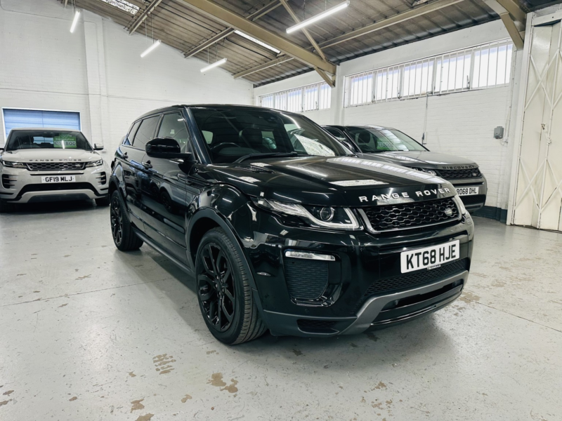 2019 Land Rover Range Rover Evoque 2.0 Td4 Hse Dynamic in Black — image 1