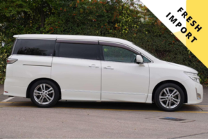 2011 Nissan Elgrand 2.5 Highway Star 5dr 8 Seats in White — image 2