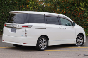 2011 Nissan Elgrand 2.5 Highway Star 5dr 8 Seats in White — image 4