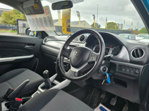 2018 Suzuki Vitara 1.6 Sz-T SUV 5dr Petrol Manual Euro 6 (s/s) (120 Ps) in Blue — image 4