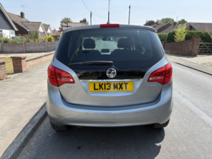 2013 Vauxhall Meriva 1.4 T 16v Se in Silver — image 5