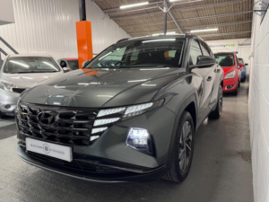 2022 Hyundai Tucson 1.6 T-Gdi Premium in Grey — image 6