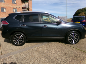 2015 Nissan X-Trail 1.6 Dci N-Tec in Blue — image 3