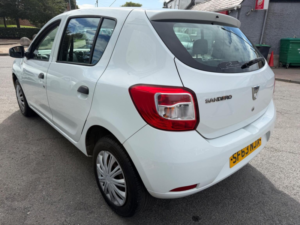 2013 Dacia Sandero 1.2 Ambiance Euro 5 5dr in White — image 6