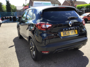 2019 Renault Captur 0.9 Tce Energy Iconic Euro 6 (s/s) 5dr in Black — image 4
