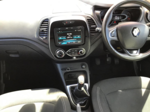 2019 Renault Captur 0.9 Tce Energy Iconic Euro 6 (s/s) 5dr in Black — image 5