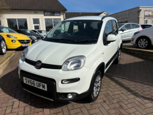 2016 Fiat Panda 1.3 Multijet 4x4 Euro 6 (s/s) 5dr in White — image 4
