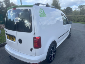 2020 Volkswagen Caddy 2.0 Tdi C20 180 Trendline A/c Custom Ulez Eu6 in White — image 3