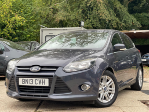 2013 Ford Focus 1.6 Tdci Titanium Euro 5 (s/s) 5dr in Grey — image 2