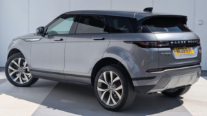 2020 Land Rover Range Rover Evoque 2.0 D150 Mhev Hse Auto 4WD Euro 6 (s/s) 5dr in Grey — image 4