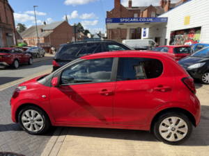 2015 Citroen C1 1.2 Puretech Feel in Red — image 5