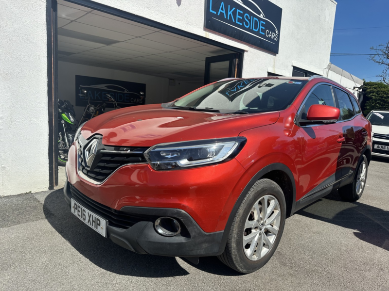2016 Renault Kadjar 1.5 Dynamique Nav Dci 110 in Red — image 1