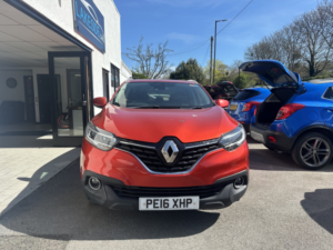 2016 Renault Kadjar 1.5 Dynamique Nav Dci 110 in Red — image 6