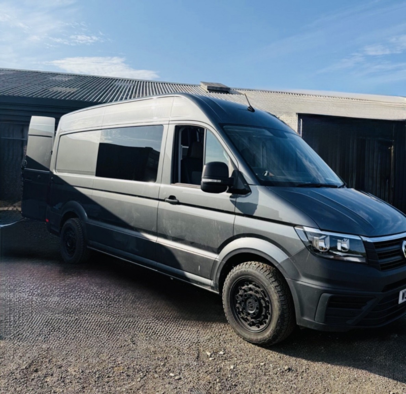 2021 Volkswagen Crafter Conversion 2.0 Tdi Cr35 Trendline Sports Campervan in Grey — image 1