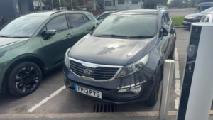 2013 Kia Sportage 2.0 Crdi Kx-3 in Silver — image 5