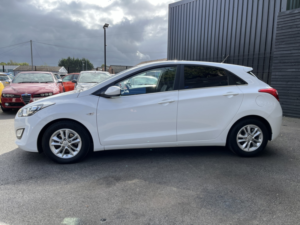 2015 Hyundai I30 1.6 Crdi Blue Drive Se in White — image 6