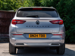 2024 Vauxhall Grandland 1.2 Turbo Ultimate Auto Euro 6 (s/s) 5dr in Grey — image 6