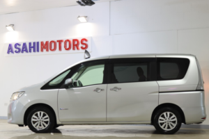 2012 Nissan Serena 2.0 Hybrid-Petrol (s/s) 7str in Silver — image 4