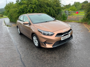 2022 Kia Ceed Crdi 2 Isg in Bronze — image 2