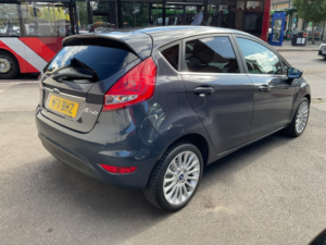 2011 Ford Fiesta 1.6 Tdci Dpf Titanium in Grey — image 4