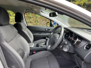 2014 Peugeot 3008 1.6 Hdi Active in Silver — image 6