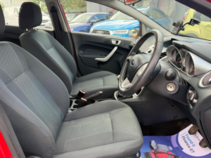 2011 Ford Fiesta 1.6 Tdci Econetic Dpf Zetec 5dr in Red — image 5