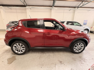2015 Nissan Juke 1.5 Dci Tekna in Red — image 6
