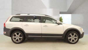 2013 Volvo Xc70 2.4 D5 Se Lux Geartronic AWD Euro 5 5dr in Silver — image 6