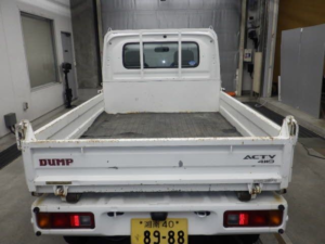 2004 Honda Acty Truck 4WD Dump in White — image 3