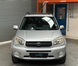 2005 Toyota Rav4 2.0 Vvt-I Xt-R 4WD 5dr in Silver — image 3