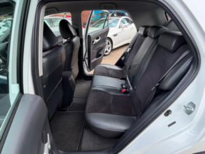 2010 Toyota Auris 1.8 Vvt-H T Spirit CVT Euro 5 (s/s) 5dr in White — image 5