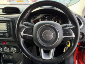 2015 Jeep Renegade 1.6 Multijetii Longitude Euro 6 (s/s) 5dr in Orange — image 4