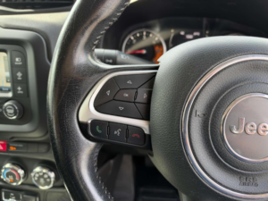 2015 Jeep Renegade 1.6 Multijetii Longitude Euro 6 (s/s) 5dr in Orange — image 5