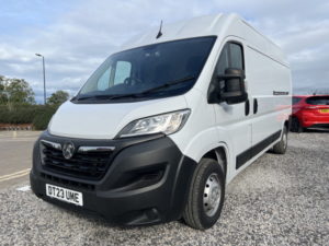 2023 Vauxhall Movano 2.2 Movano Prime 2.2d 140 M6 L3h2 3500 Panel Van in White — image 3