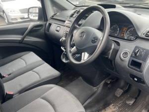 2013 Mercedes-Benz Vito 2.1 113 Cdi in Green — image 6