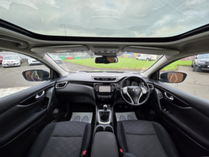 2017 Nissan Qashqai 1.5 Dci N-Connecta in Blue — image 2