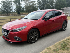 2016 Mazda Mazda3 2.0 Skyactiv-G Sport Black in Red — image 4