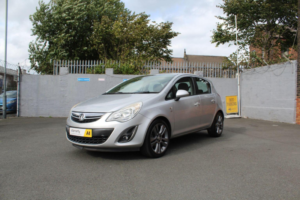 2012 Vauxhall Corsa 1.4 16v Se Auto Euro 5 5dr in Silver — image 3
