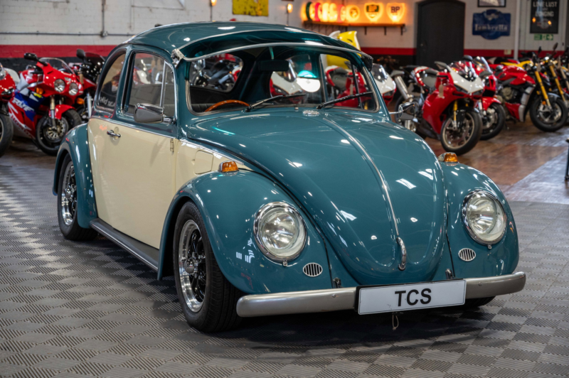 1971 Volkswagen Beetle 1200 1971 *bug* *stunning Condition*original Service Book* in Blue — image 1