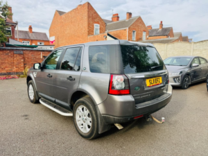2011 Land Rover Freelander 2 2.2 Td4 Xs SUV 5dr Diesel Manual 4WD Euro 5 (s/s) (150 Ps) in Grey — image 6